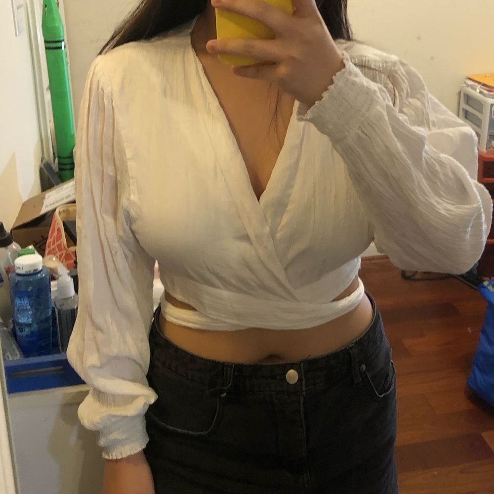 NEW white top